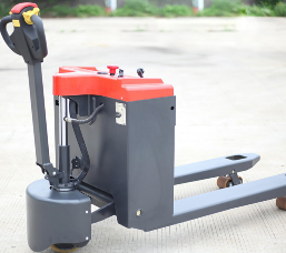 電動叉車的價位會受到品牌，型號，配置等因素的影響